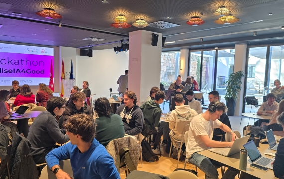 Creatividad, innovación y juventud: lecciones de un Hackathon